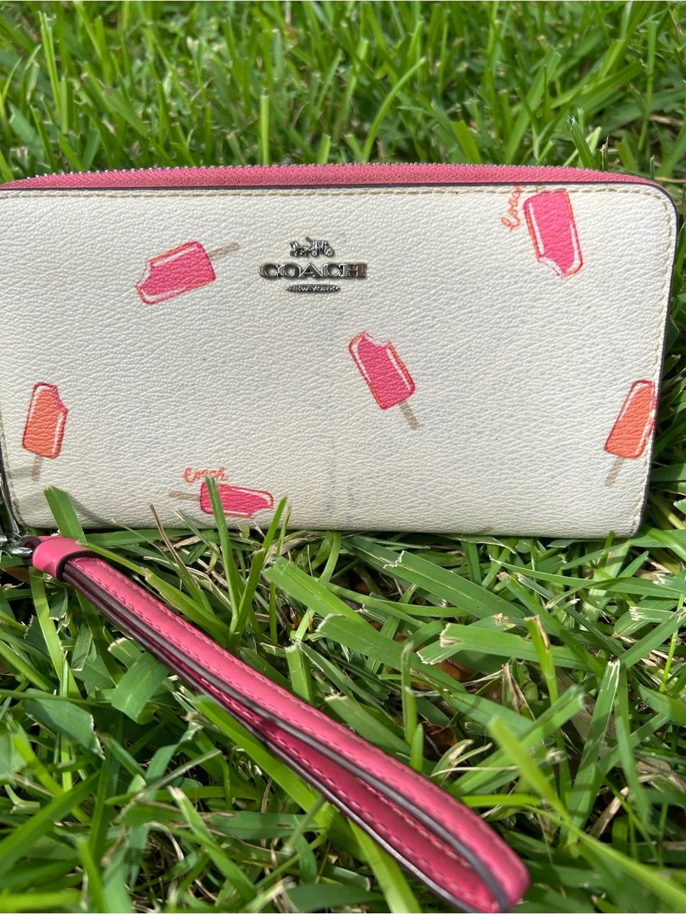 Coach White Long Zippy Accordion Wallet/ Wristlet with Pink Popsicle Print